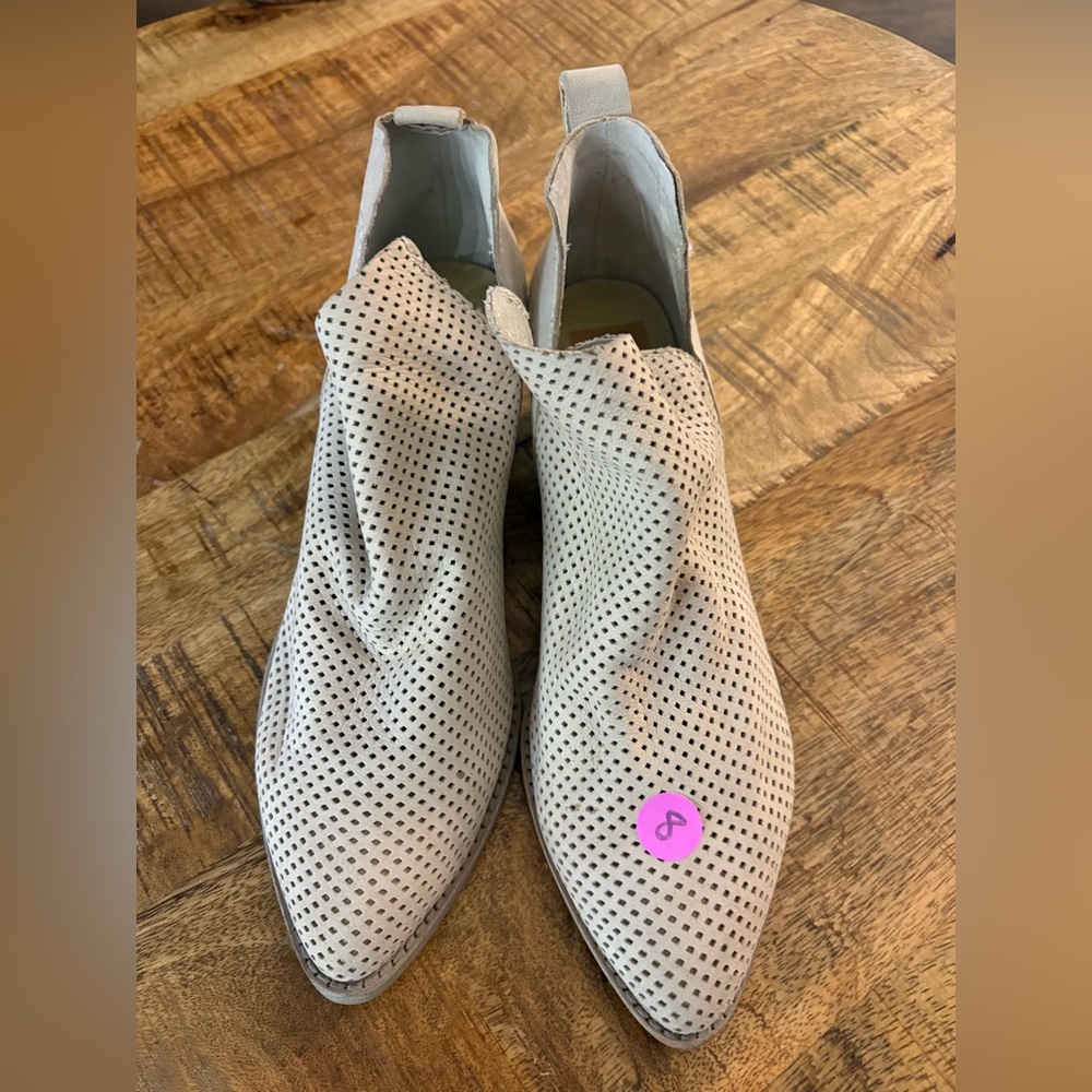 Dolce Vita Women's Perforated Pointed Toe Ankle Booties - Cream